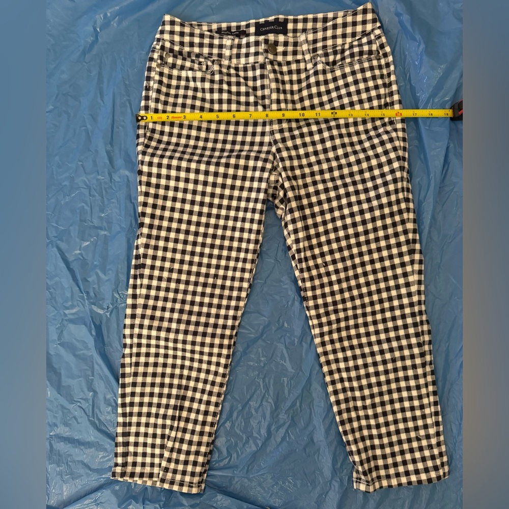 Pre-owned - Picture 5 of 7